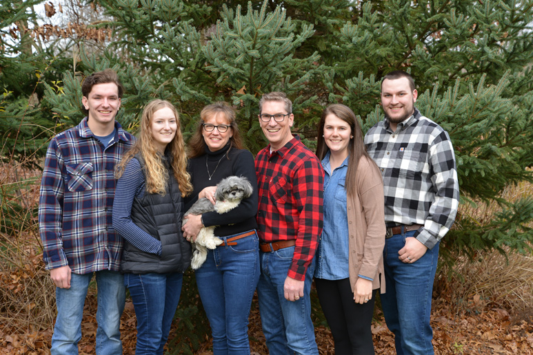 Mark Huizenga’s Family, Kris Huizenga, Elaina Huizenga, Tim, Olivia, Blake, Ben